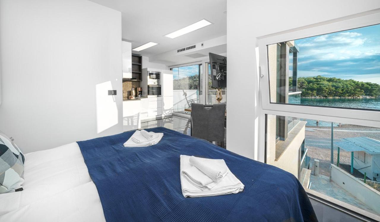 Alexandra Apartments Tribalj 外观 照片